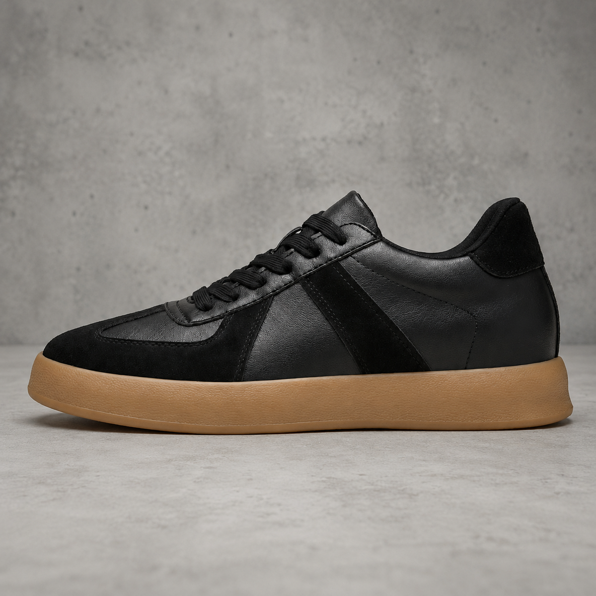 SNEAKER RETRO CON RIALZO INTERNO